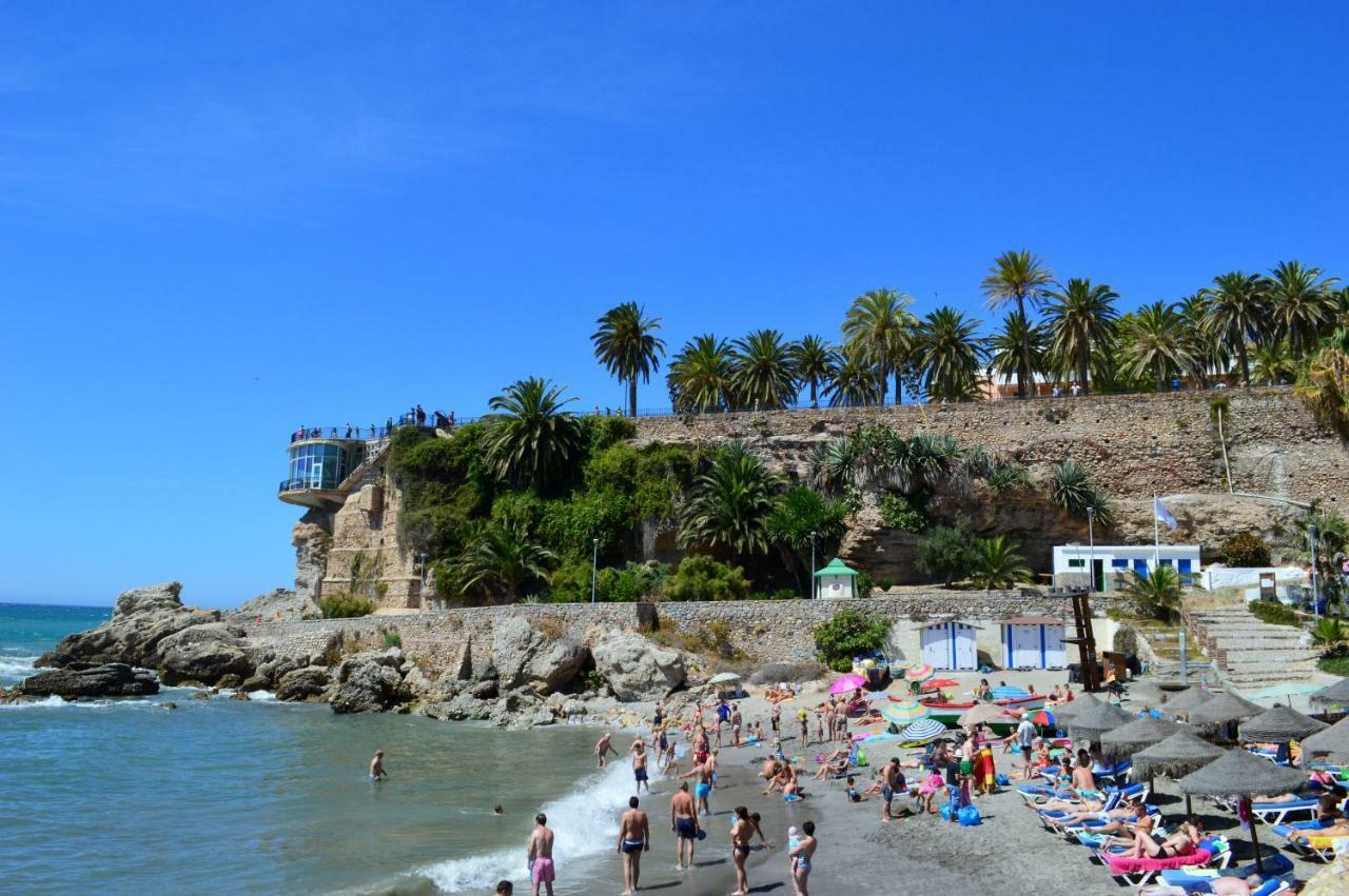 Rico Apartaments Parador Nerja Exterior foto